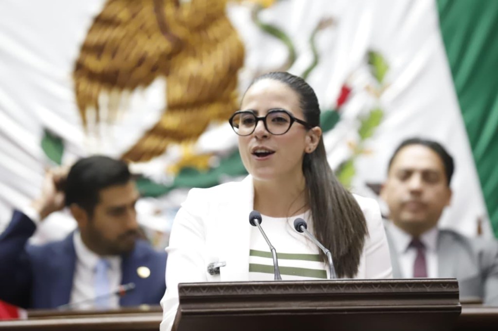Presenta diputada Giulianna Bugarini, informe de actividades sobre su periodo al frente del Poder Legislativo