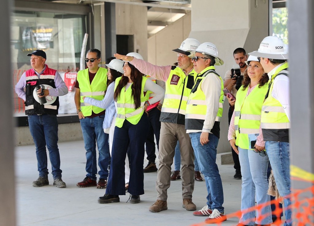 Teleférico de Uruapan alcanza el 99.4% de avance; Bedolla supervisa la obra junto con legisladores