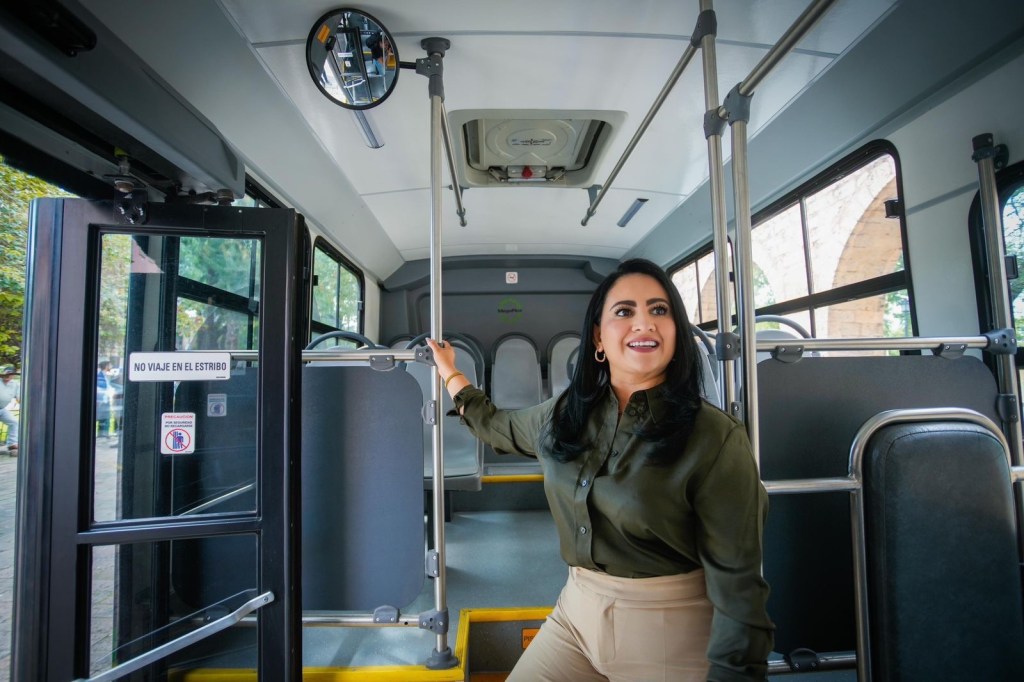 Gladyz Butanda supervisa pruebas de rutas de transporte a&nbsp;Altozano