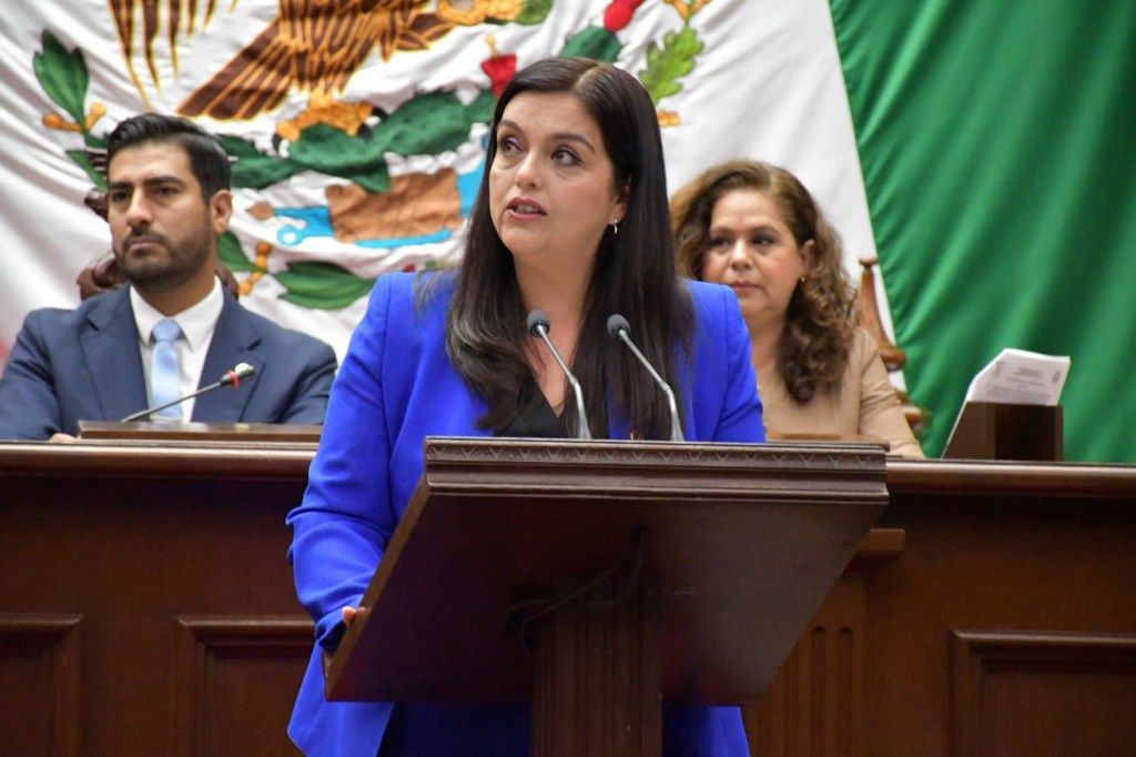 Exhorta diputada Tere Herrera a autoridades de salud a informar sobre abasto de medicamentos en&nbsp;Michoacán