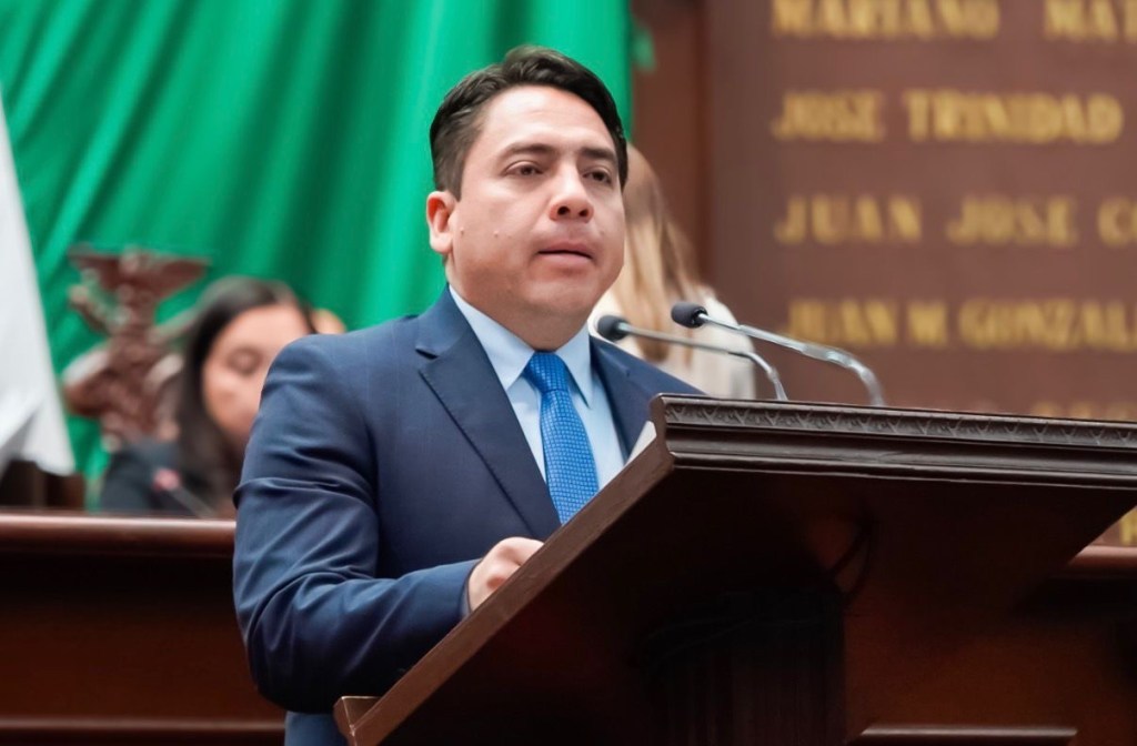 Diputado Iván Vera propone programa estatal de incubadoras para fortalecer el emprendimiento en&nbsp;Michoacán