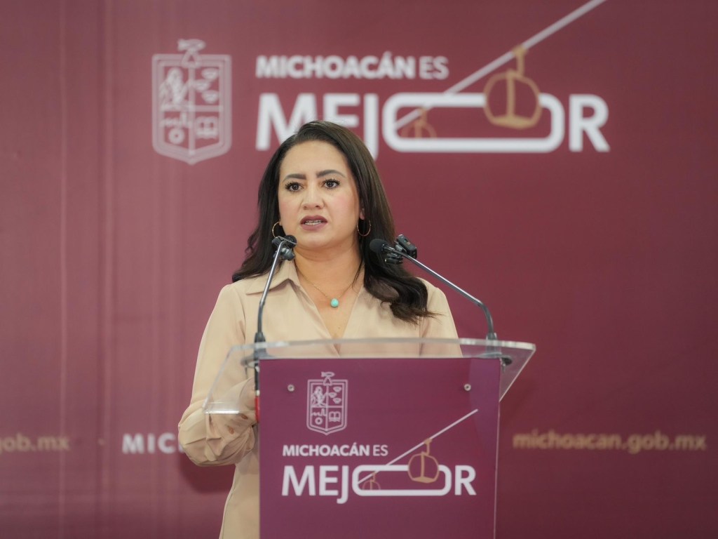 Teleférico de Uruapan, capaz de brindar servicio a 40 mil usuarios: Gladyz&nbsp;Butanda