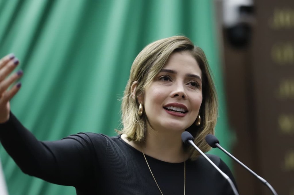 Diputada Brissa Arroyo plantea desarrollo policial con perspectiva de género