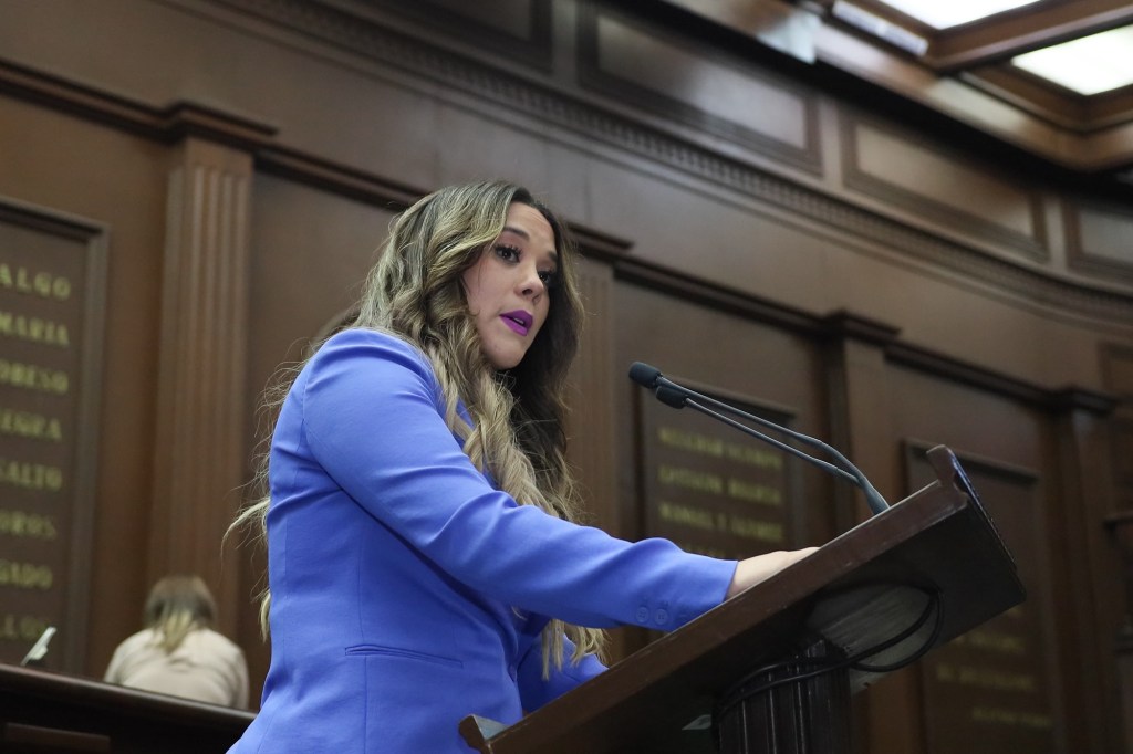 Plantea Xóchitl Ruiz fortalecer la salud digital con acceso municipal a plataformas estatales