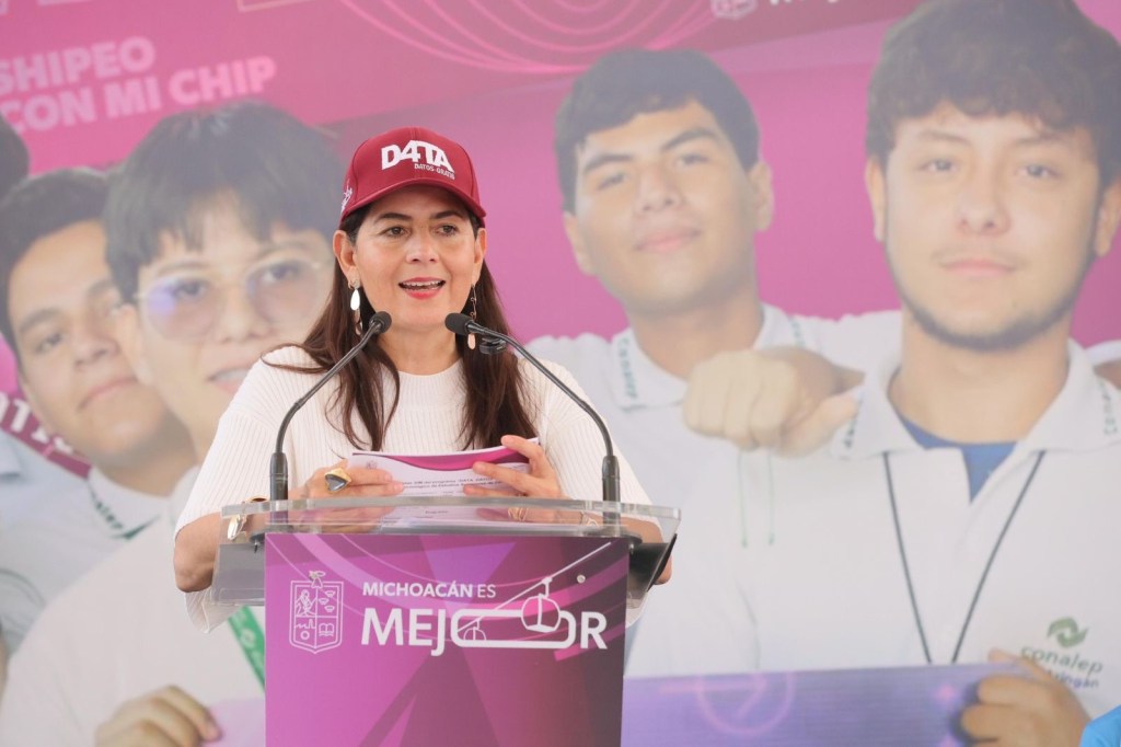 Hoy es el último día para registrarse al programa D4TA, inscríbete: Gabriela&nbsp;Molina