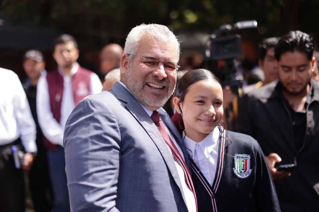 Bedolla consolida la estabilidad educativa en Michoacán al arrancar el ciclo&nbsp;2026-2027