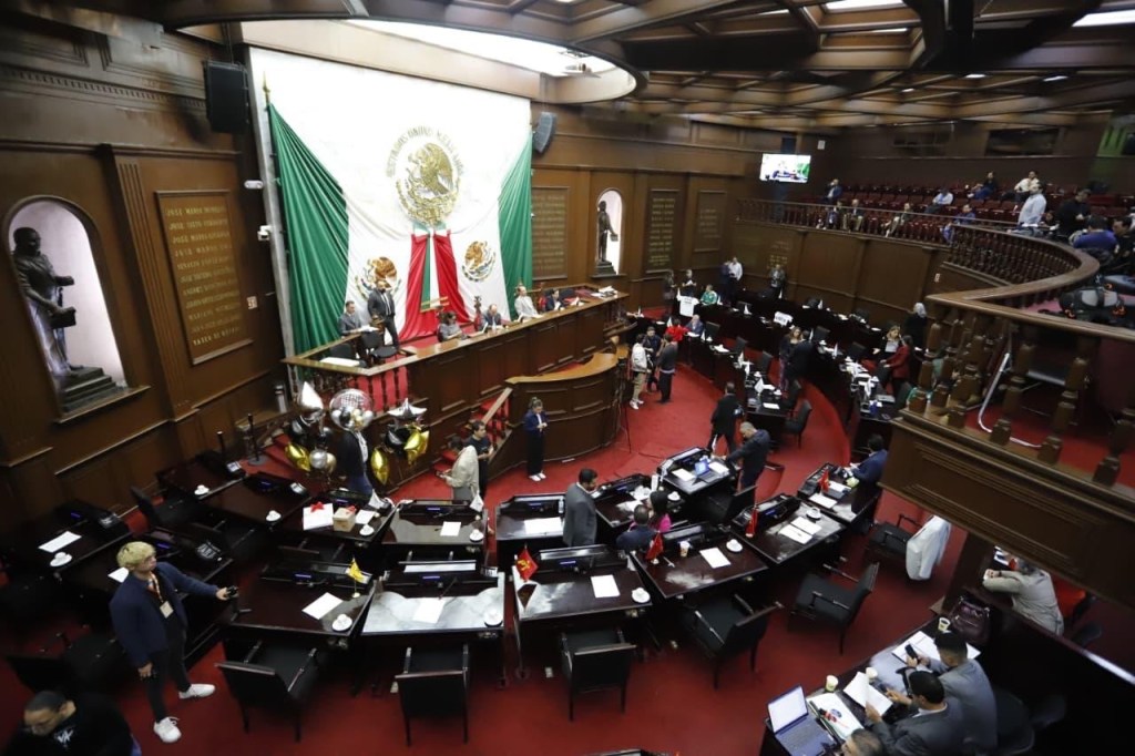 Convoca 76 Legislatura a registro de aspirantes a condecoración “Manuel Martínez&nbsp;Báez”
