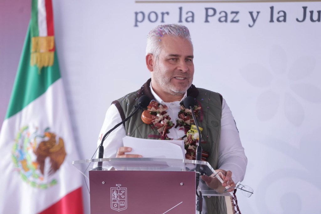 Beneficia Bedolla a 36 mil habitantes con rehabilitación de boulevard en Ario de&nbsp;Rosales